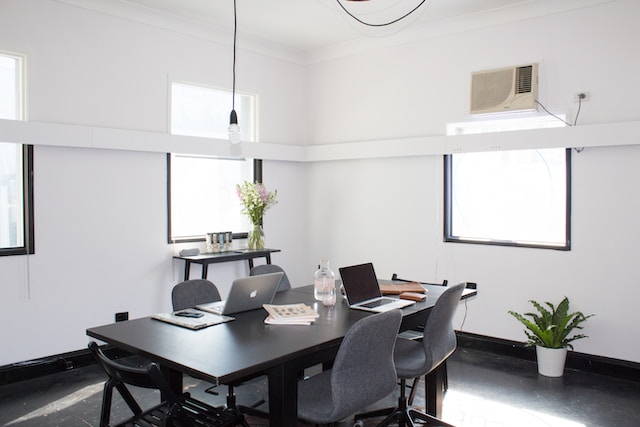 OFFICE-INTERIOR-DESIGN